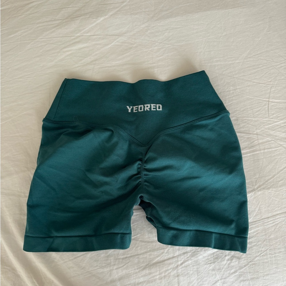 Yeoreo Shorts